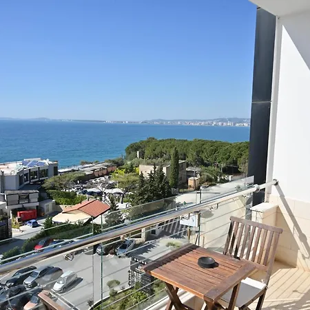 Ξενοδοχείο Thea *