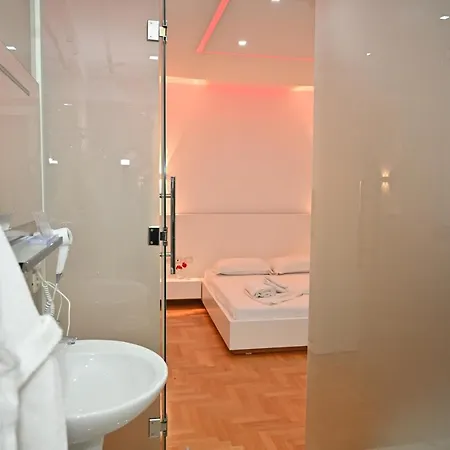 Szálloda Thea *